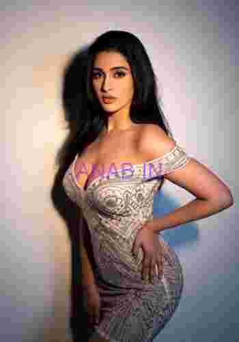 19-Year-Old College Girl Kajal – Fresh Agra Call Girl 💋 Full Night Fun in Taj & Sadar Bazar Hotels