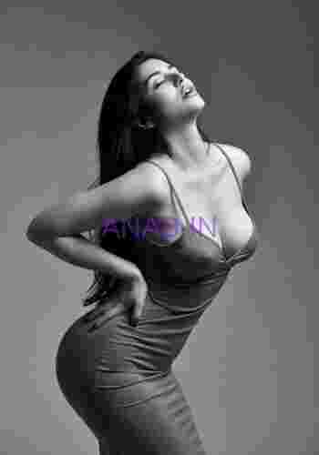 Aisha Khan: Horny 28-Year-Old Sexy Indian Escort in Pune – Available 24/7 for Wild Adventures & Naughty Services! 🌟😈❤️