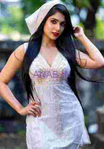 🔥Model Gurleen, 21 Yr Hot Punjabi Babe Offering Steamy Escort Services in Zirakpur Anytime💃🌙